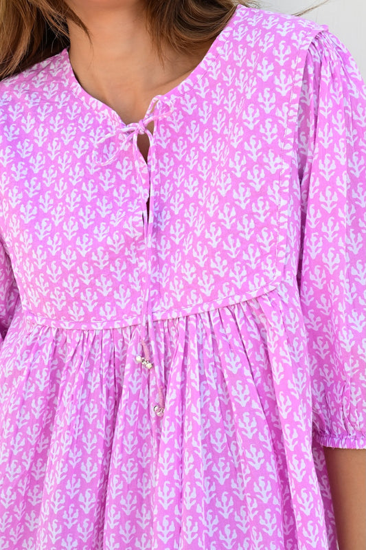 Annabelle smekkekjole purple
