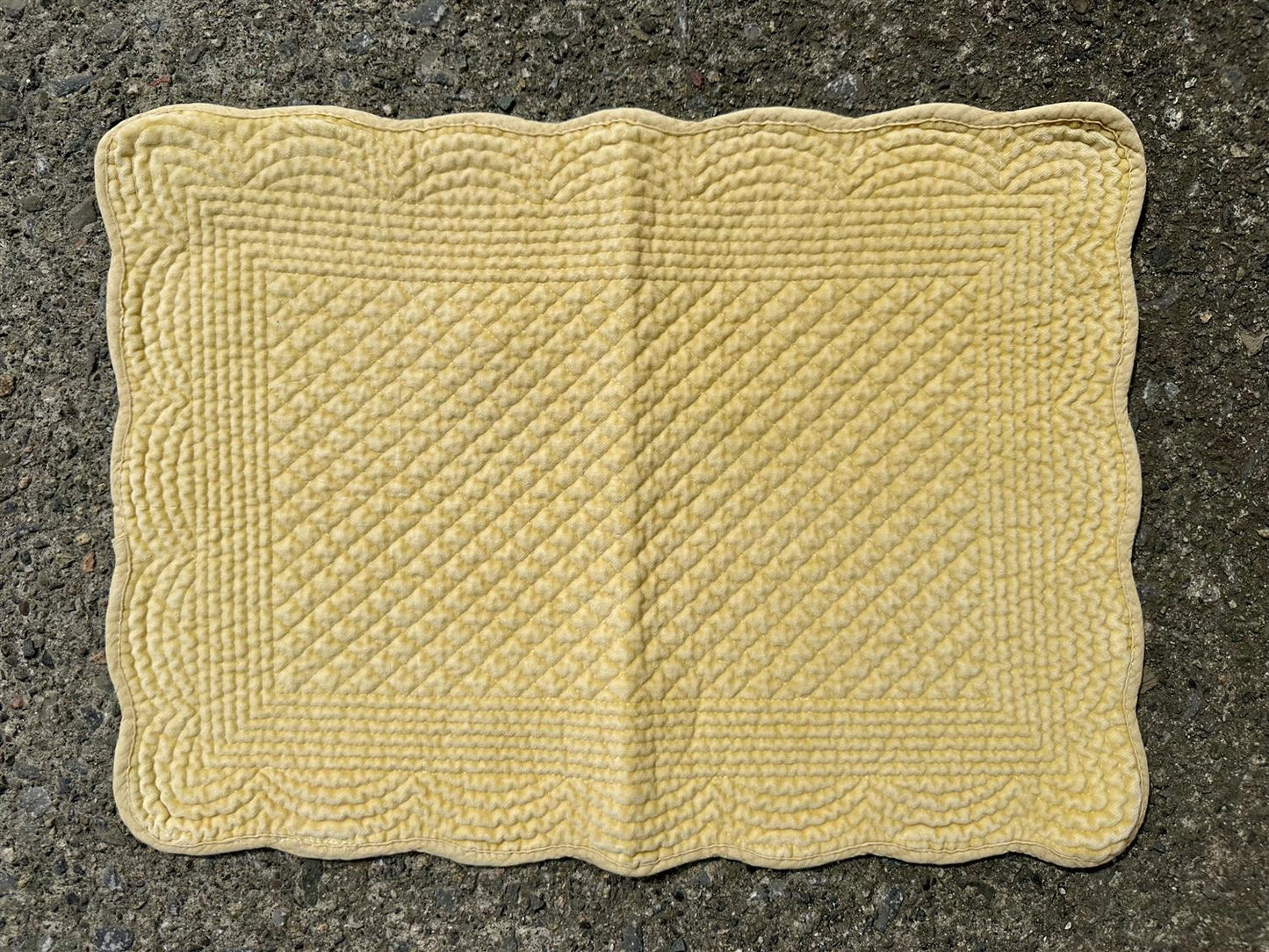 Spisebrikke avlang velur 35x50 cm primrose
