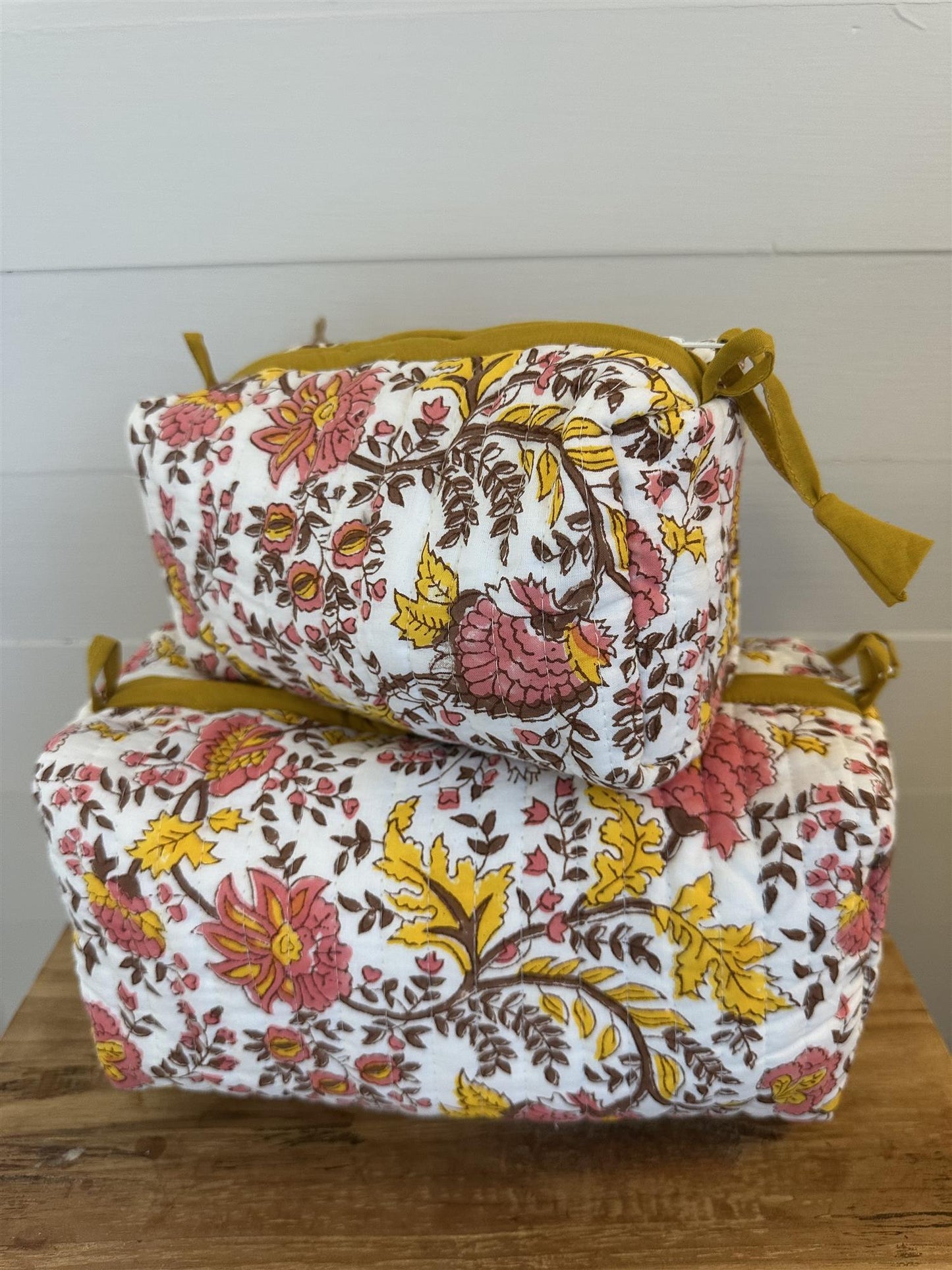 Sminkepung blokktrykket Fleur yellow