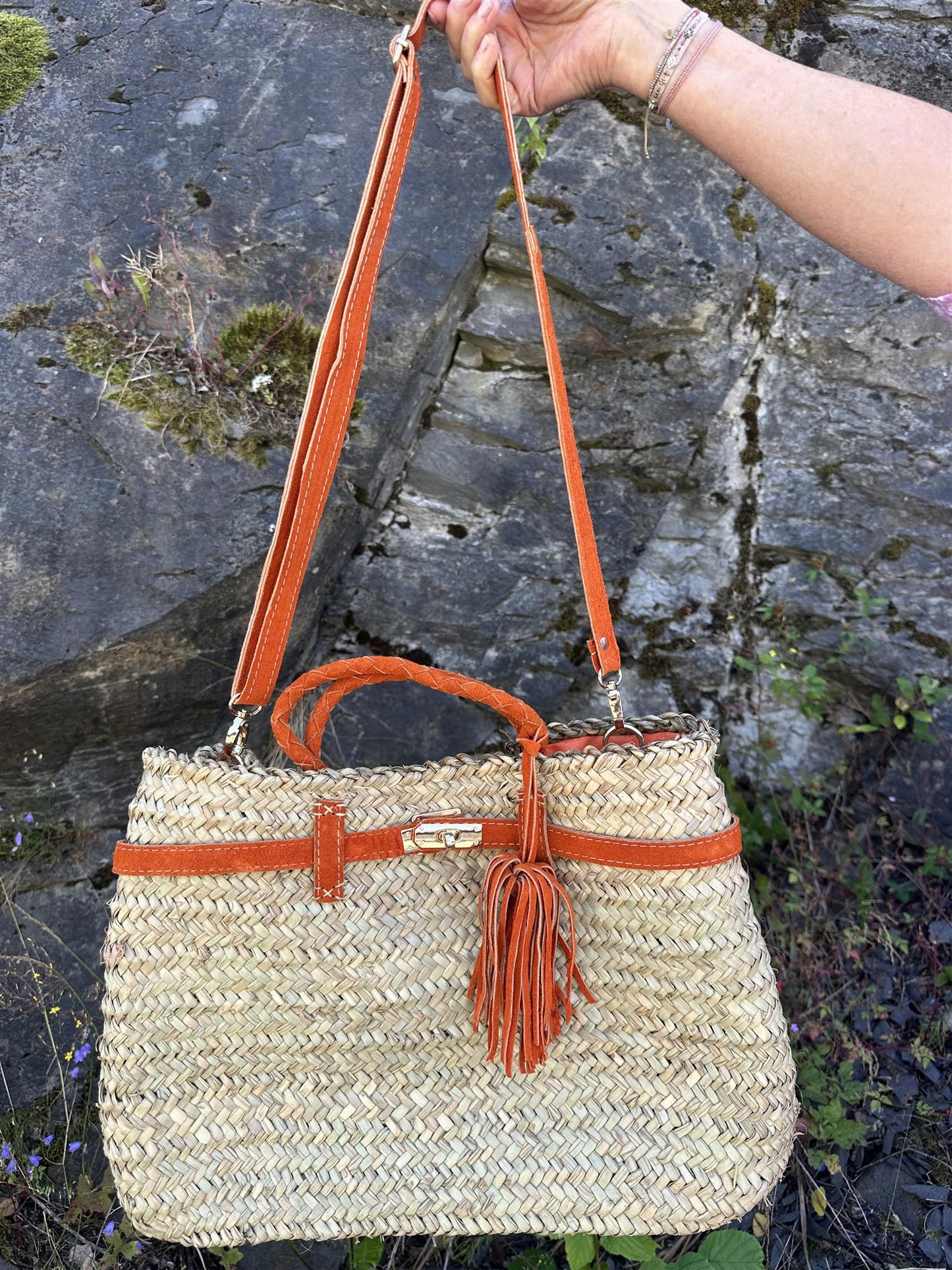 Berber Berkin bag med orange skinndetaljer og skinnhank