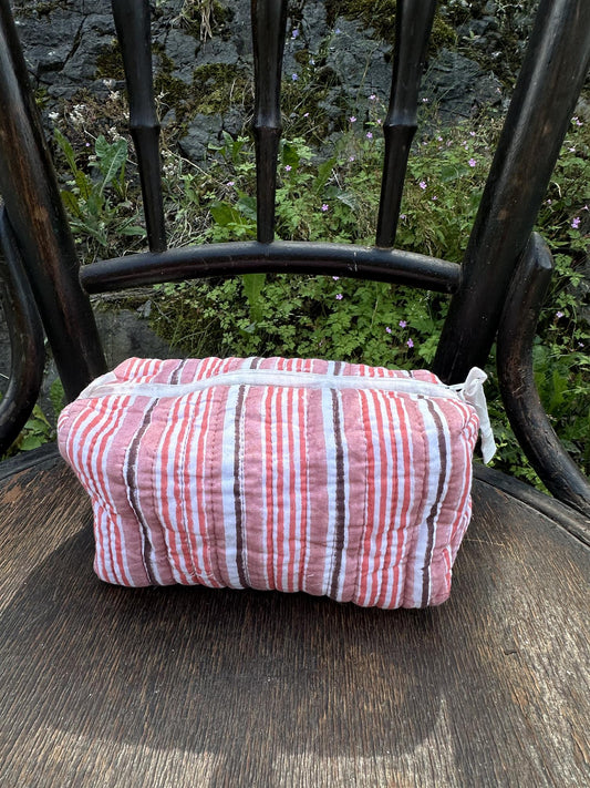 Sminkepung blokktrykket stripe reds
