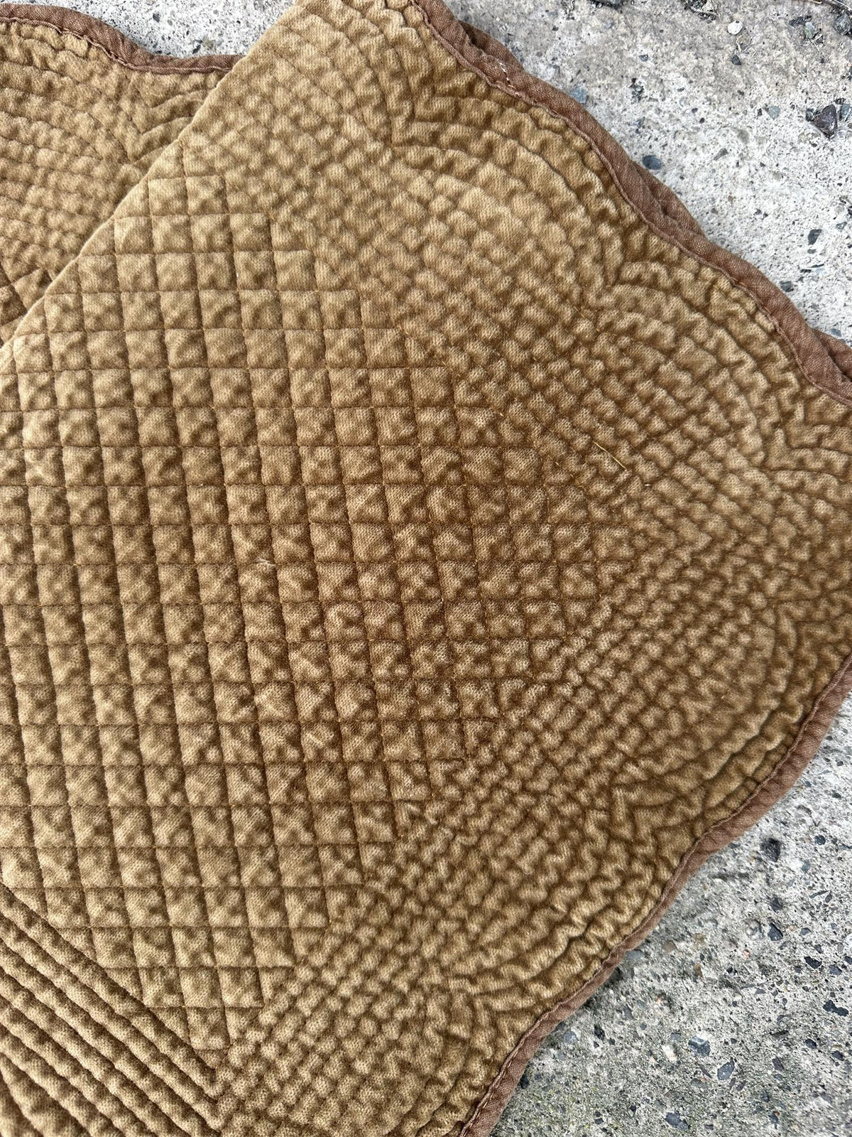 Spisebrikke avlang velur 35x50 cm Tobacco