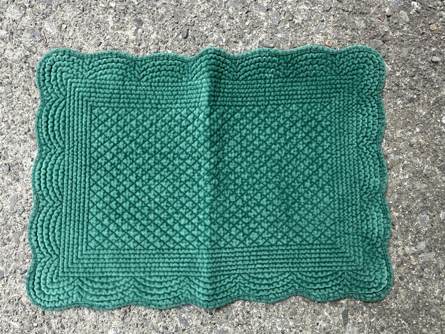 Spisebrikke avlang velur 35x50 cm Bright green