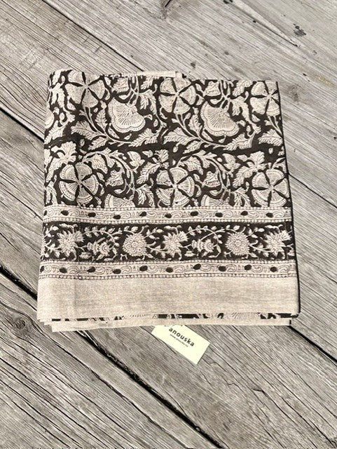 Duk 100% lin blokktrykket mønster 150x350 cm natur & sort
