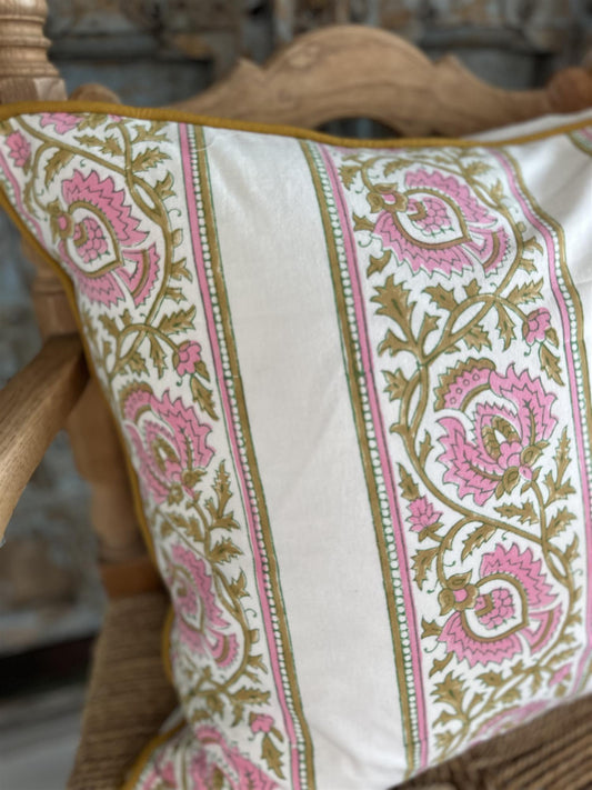 Putetrekk rulour blokktrykk 50x50 cm rose border