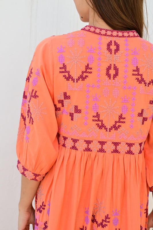 Narbonne kjole med broderier orange