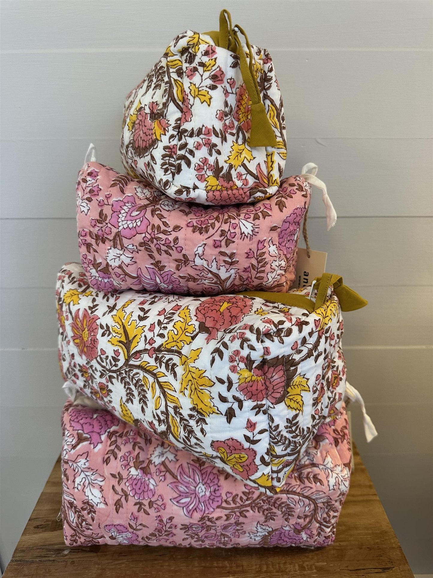 Toalettmappe blokktrykket Fleur yellow