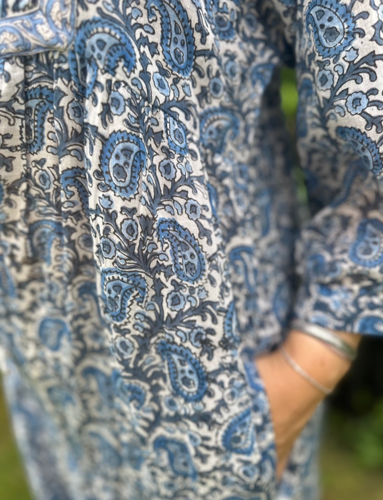Tone smekkekjole paisley blue