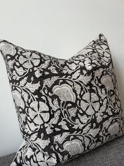 Putetrekk 100% lin blokktrykket mønster 50x50 cm natur & sort