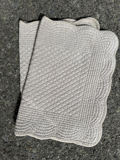Spisebrikke velur 35x50 cm Grey beige
