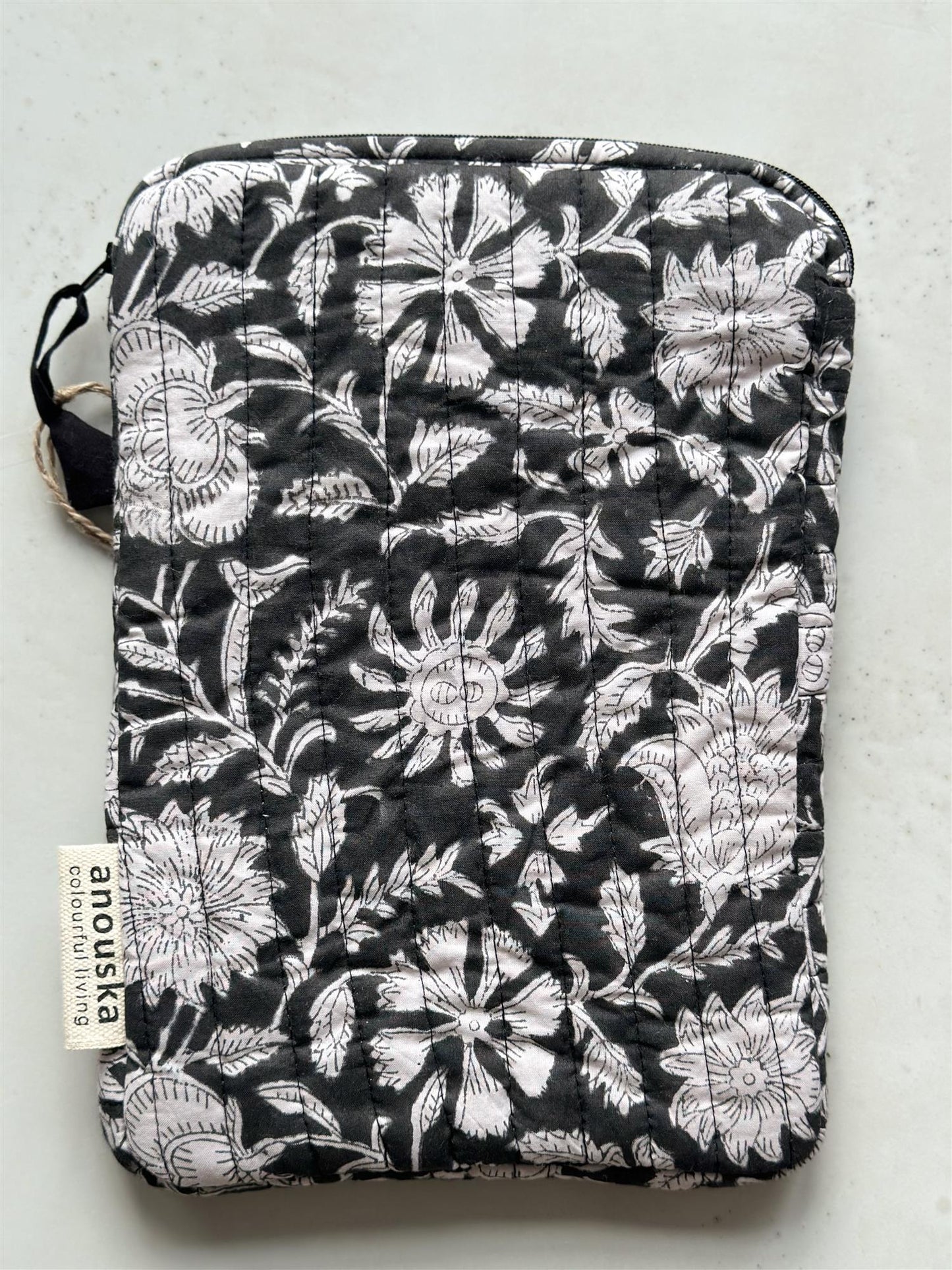 Ipad cover black blokkprint