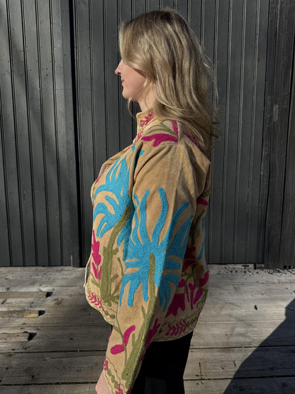 Anouska jakke velur med broderier beige