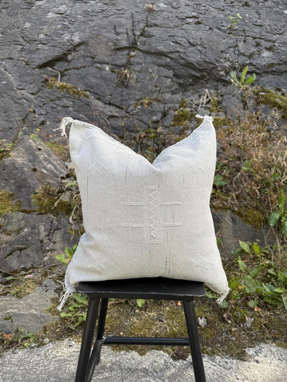 Putetrekk kaktus silke 50 x 50 cm gå m hvitt mønster