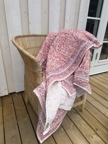 Quilt Fleur pink 150 x 250 cm
