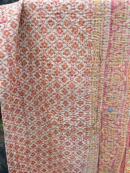 Teppe vintage kantha #105