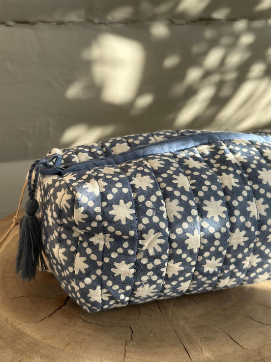 Sminkepung blokktrykket moonlight blue print