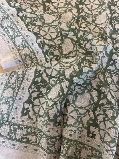 Duk 100% lin blokktrykket mønster 150x250 cm natur & grønn