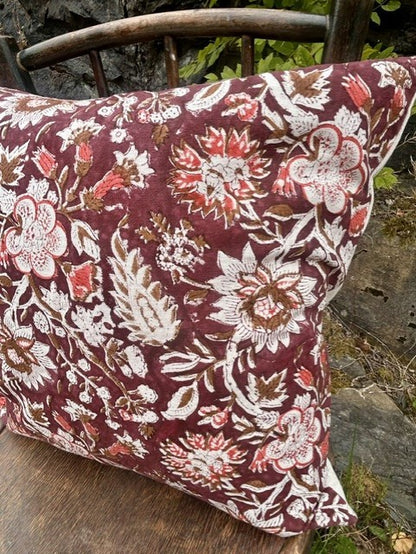Putetrekk 100% lin blokktrykket mønster 50x50 cm natur & burgunder, korall & krem