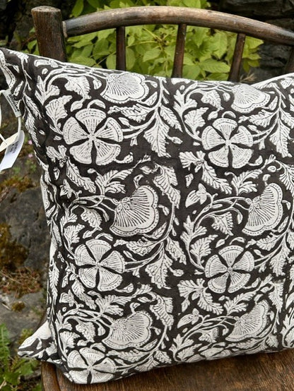 Putetrekk 100% lin blokktrykket mønster 50x50 cm natur & sort