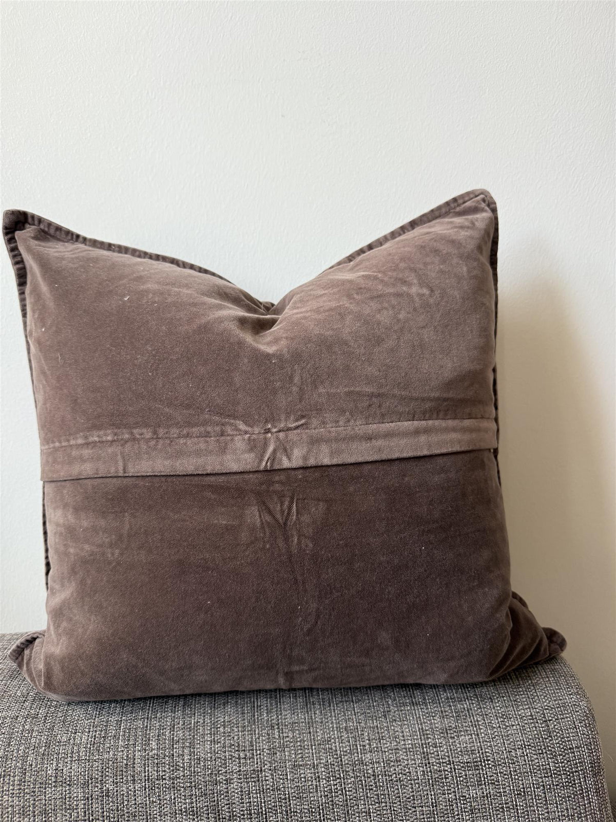 Putetrekk velur 50x50 cm Dark chocolate