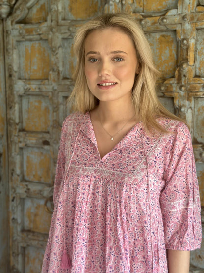 Lucia smekkekjole pink