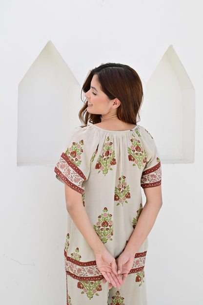 Nimes topp sand/maroon