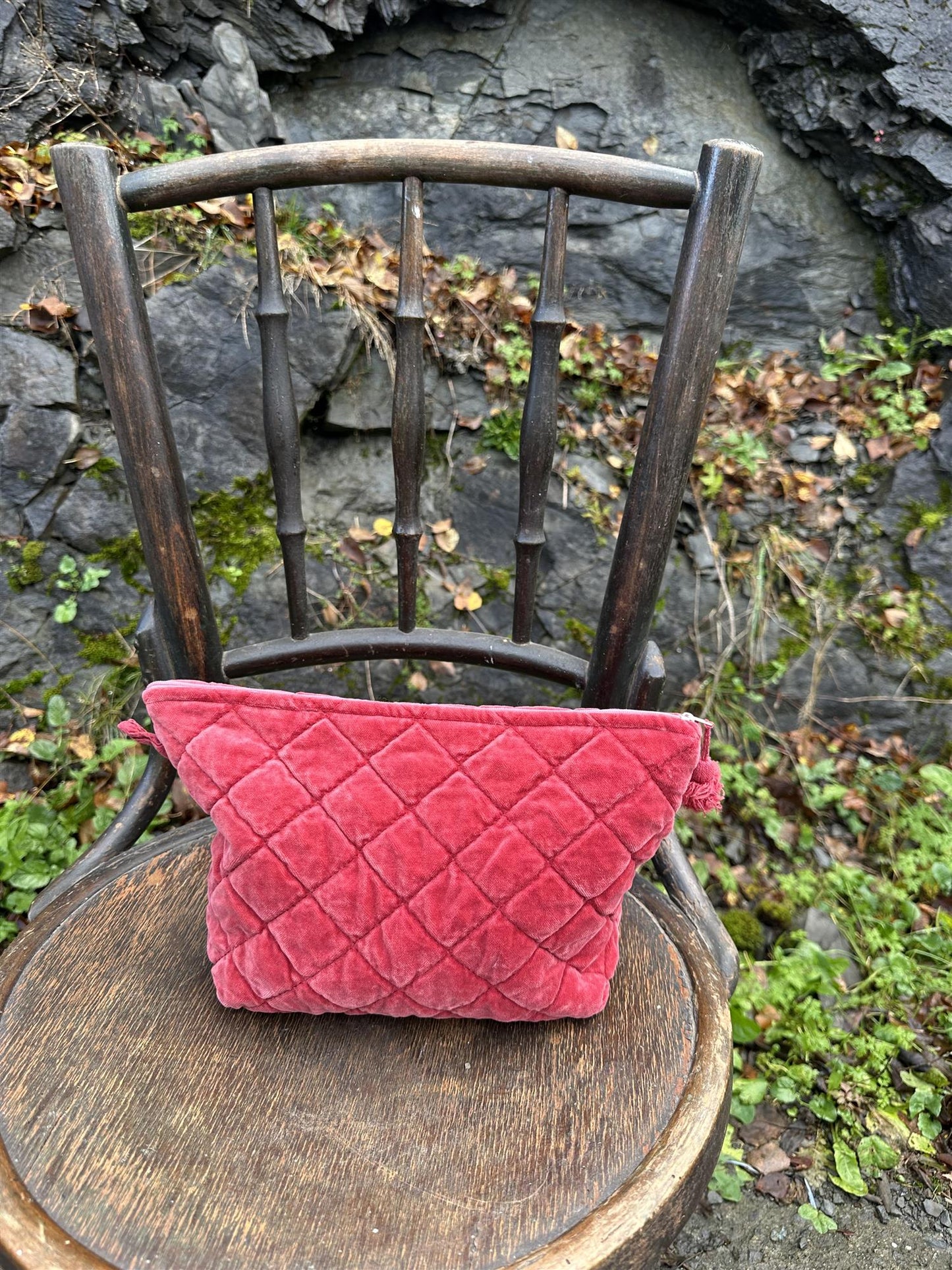 Toalettmappe velur Raddish red