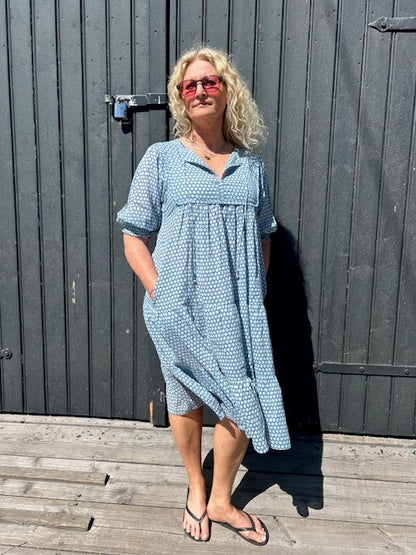 Gry smekkekjole sea blue