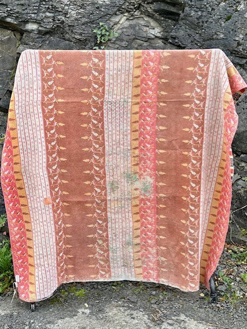 Teppe vintage kantha #102