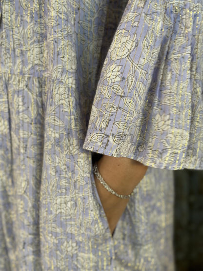 Nina kort kjole med lurex blå