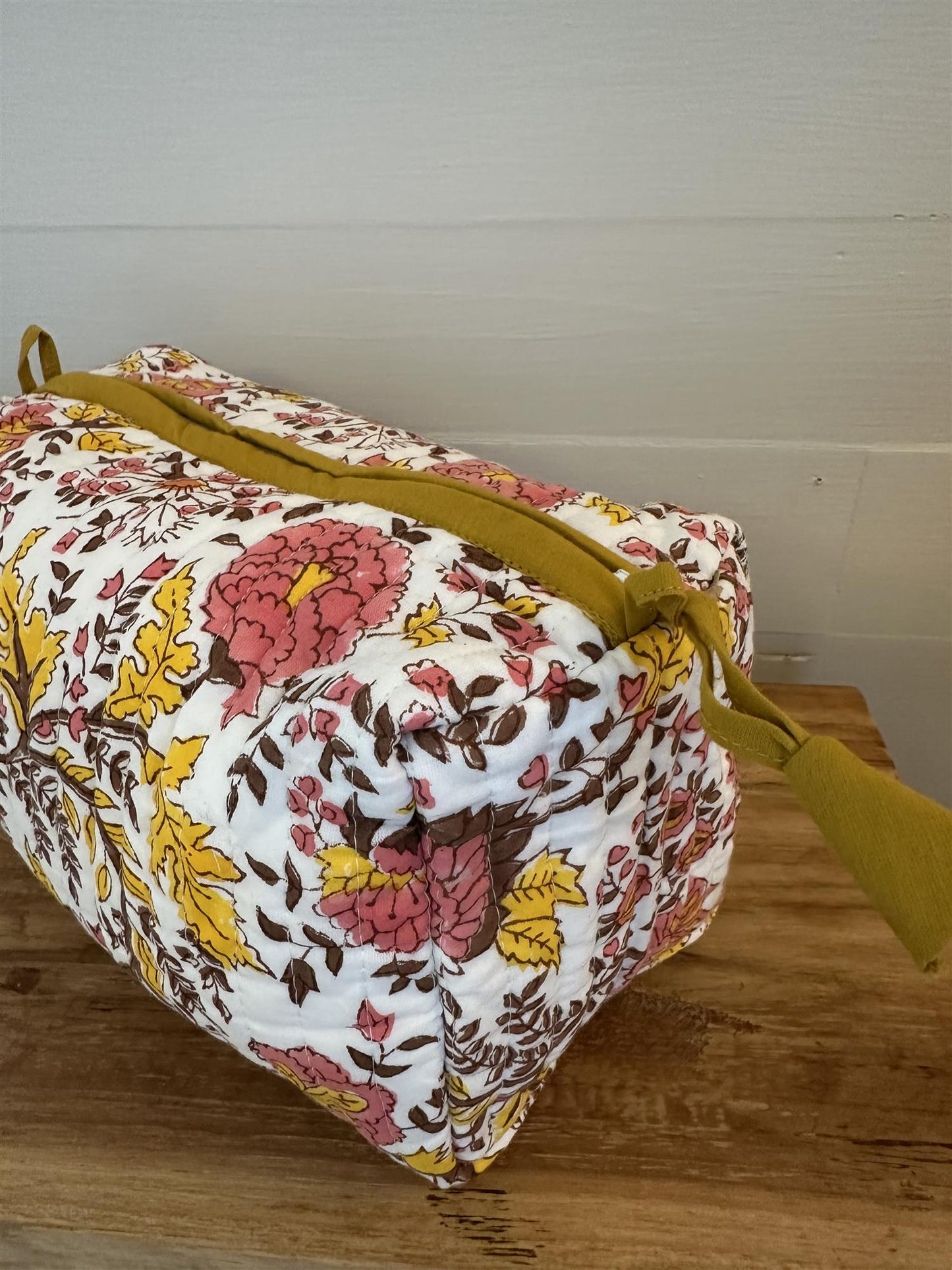 Toalettmappe blokktrykket Fleur yellow
