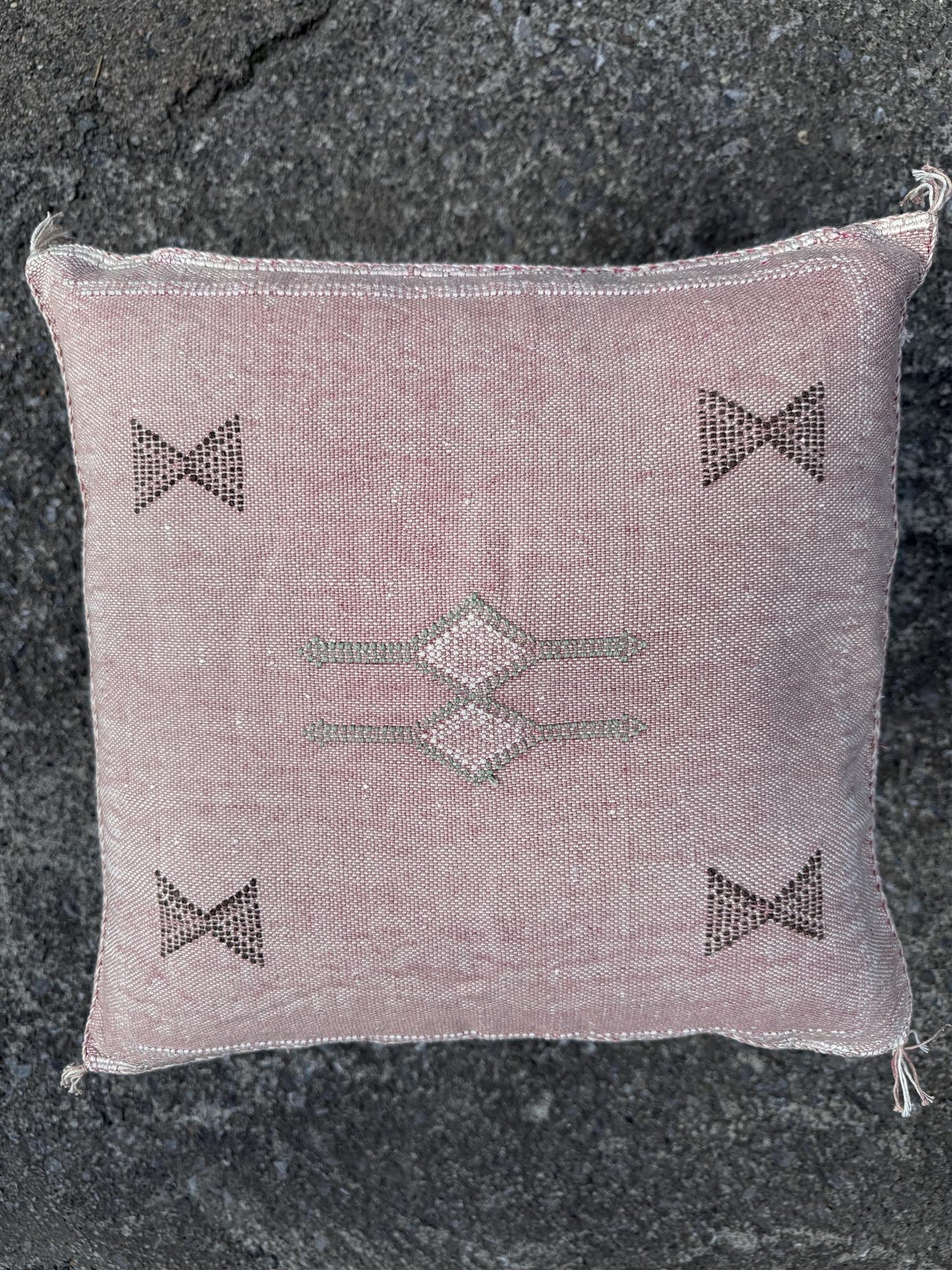 Putetrekk kaktus silke 50 x 50 cm rosa m brunt og grønt ønter
