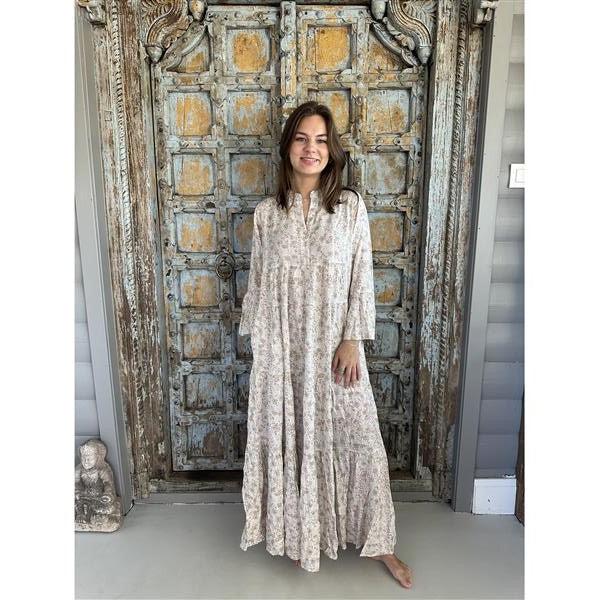Laura lang kjole med lurex natur