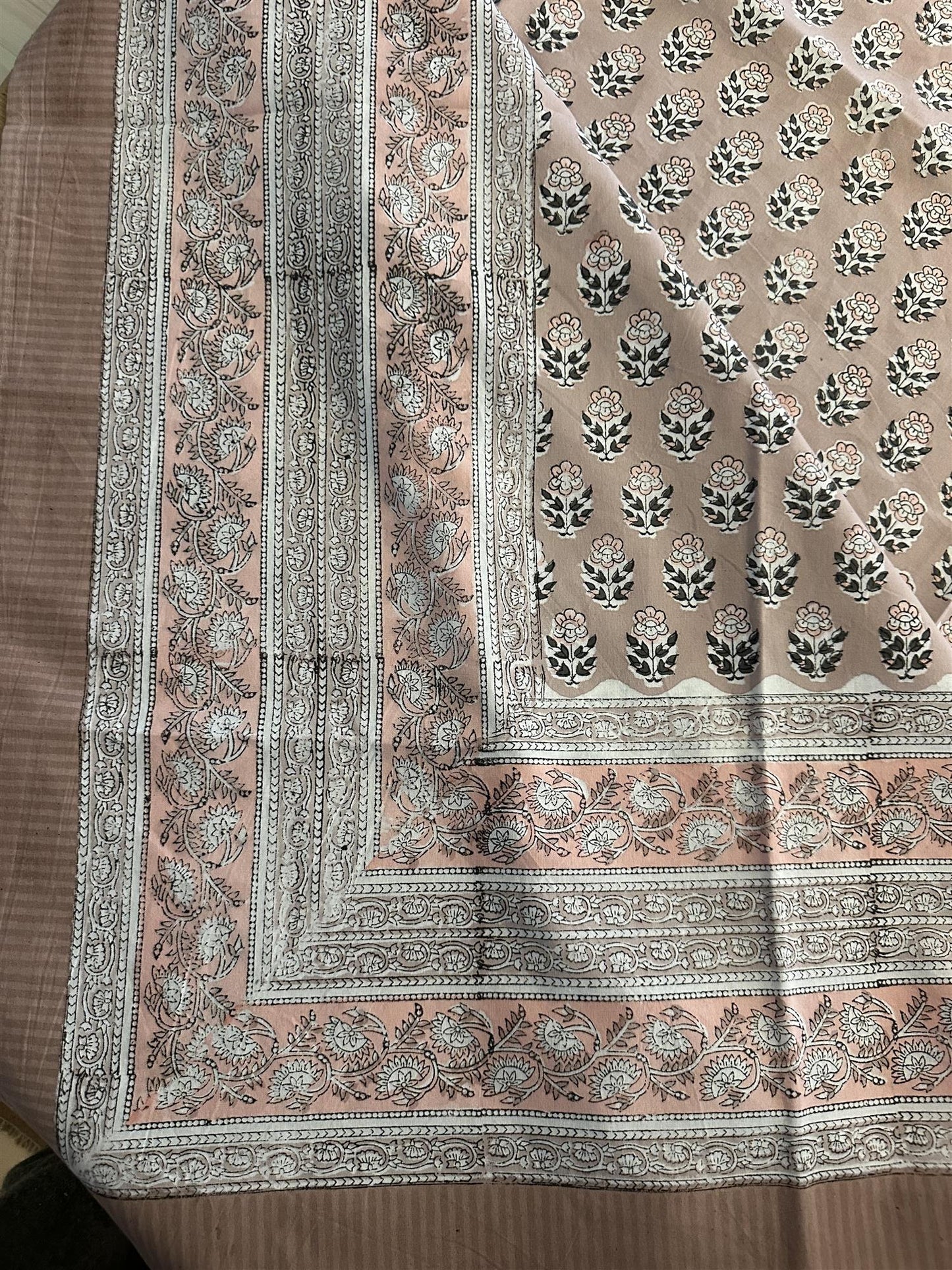 Duk  Alba 150 x 250 cm blokktrykket