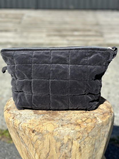 Toalettmappe velur washed black