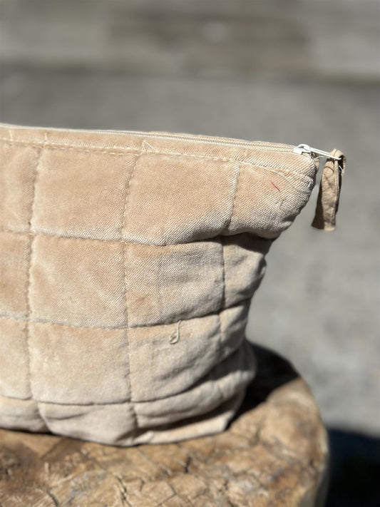 Toalettmappe velur camel