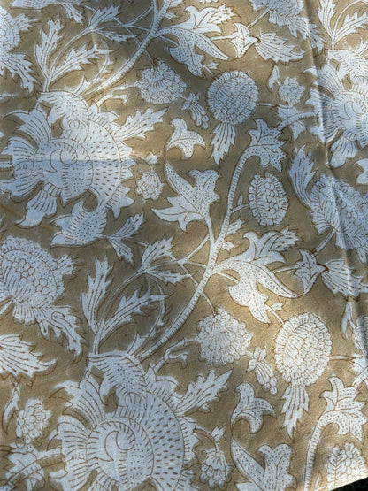 Duk rund blokktrykk Ø 180 cm beige