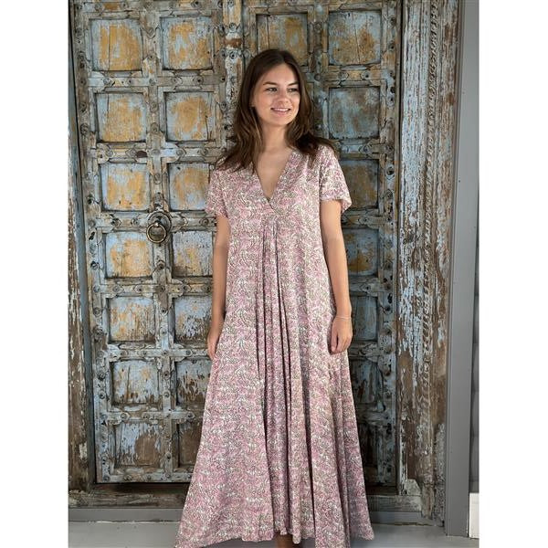 Nathalie lang kjole v-hals med lurex rosa