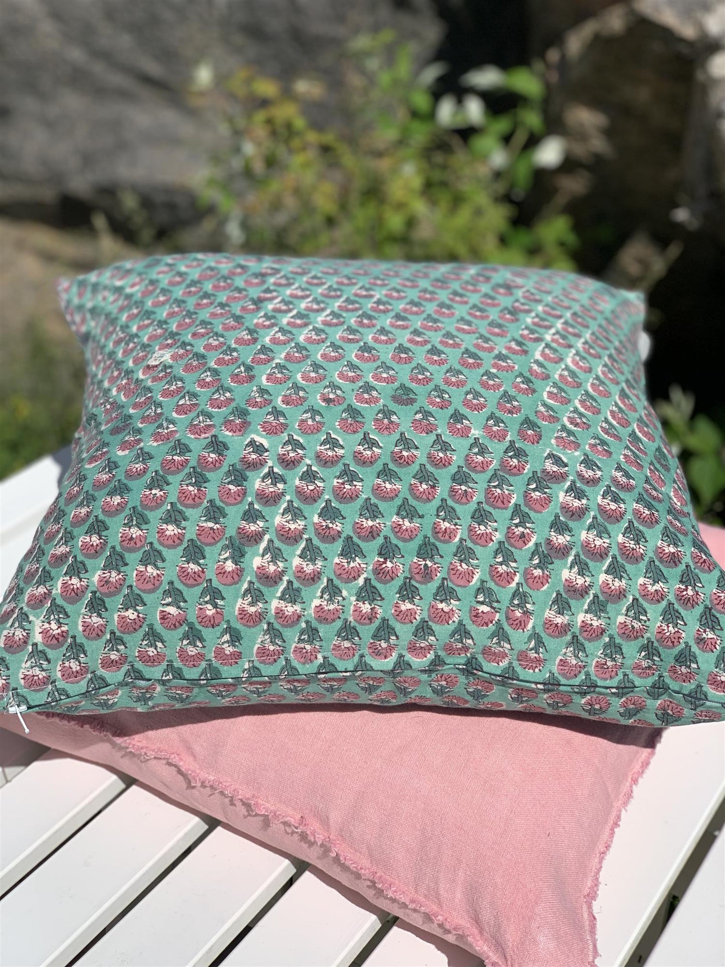 Putetrekk 50 x 50 cm blokktrykket aqua