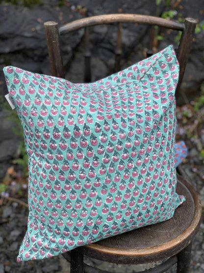 Putetrekk 50 x 50 cm blokktrykket aqua