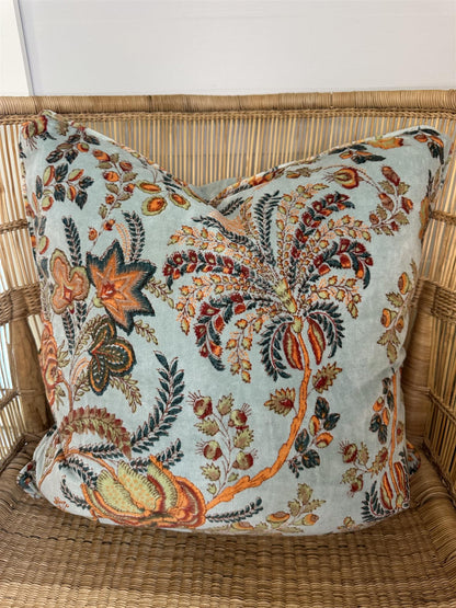 Putetrekk 50 x 50 cm velur blomster light blue