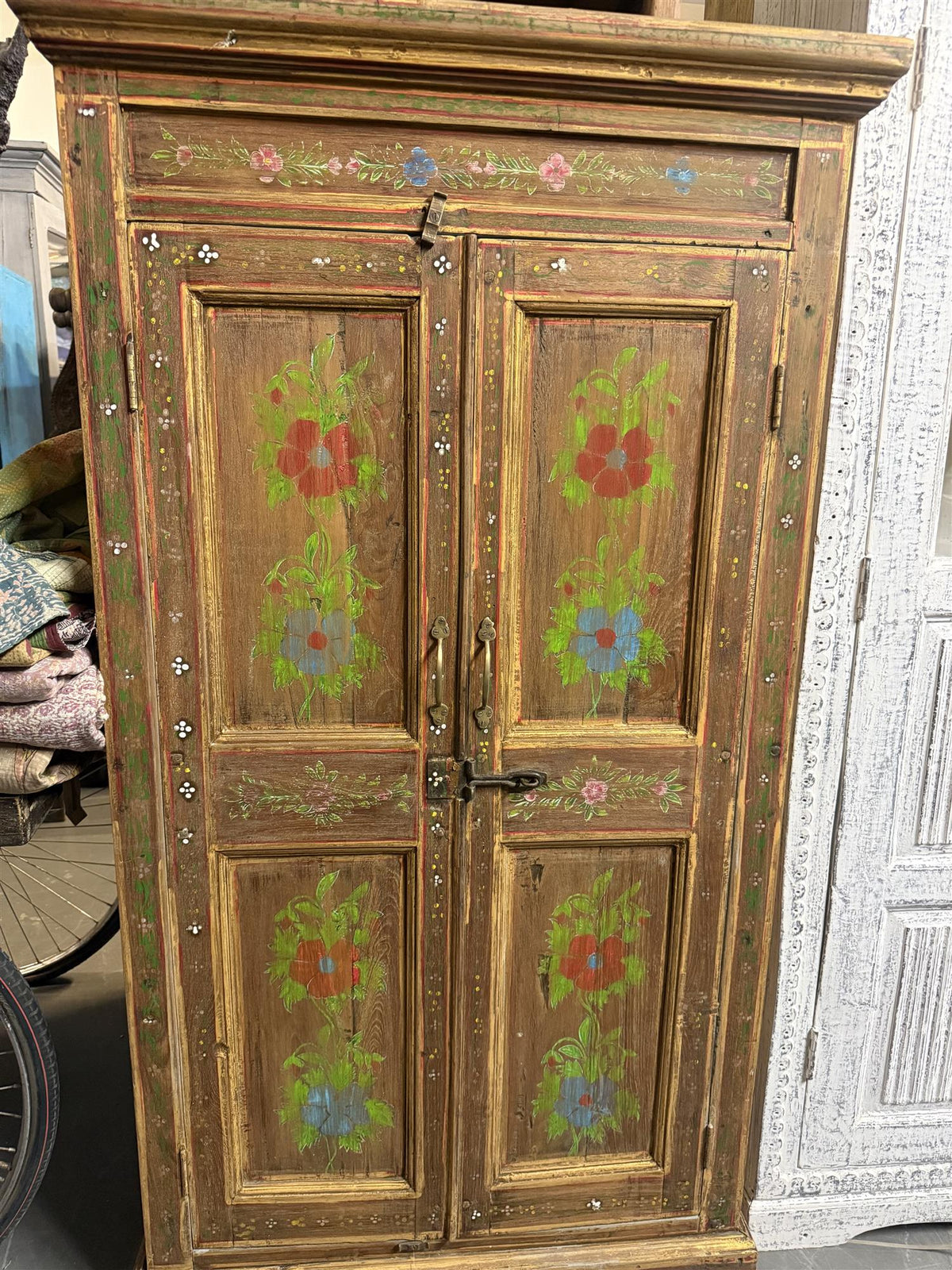 Skap vintage 2 dører natur H153 cm