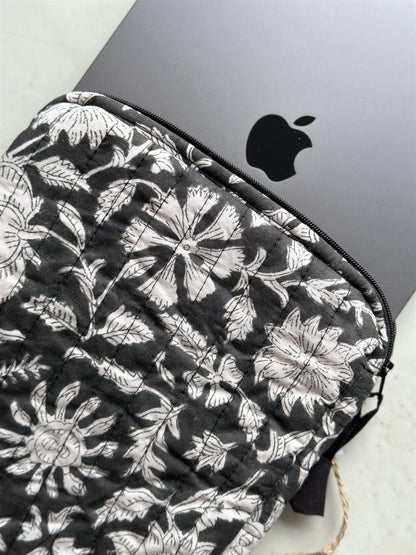 Ipad cover black blokkprint