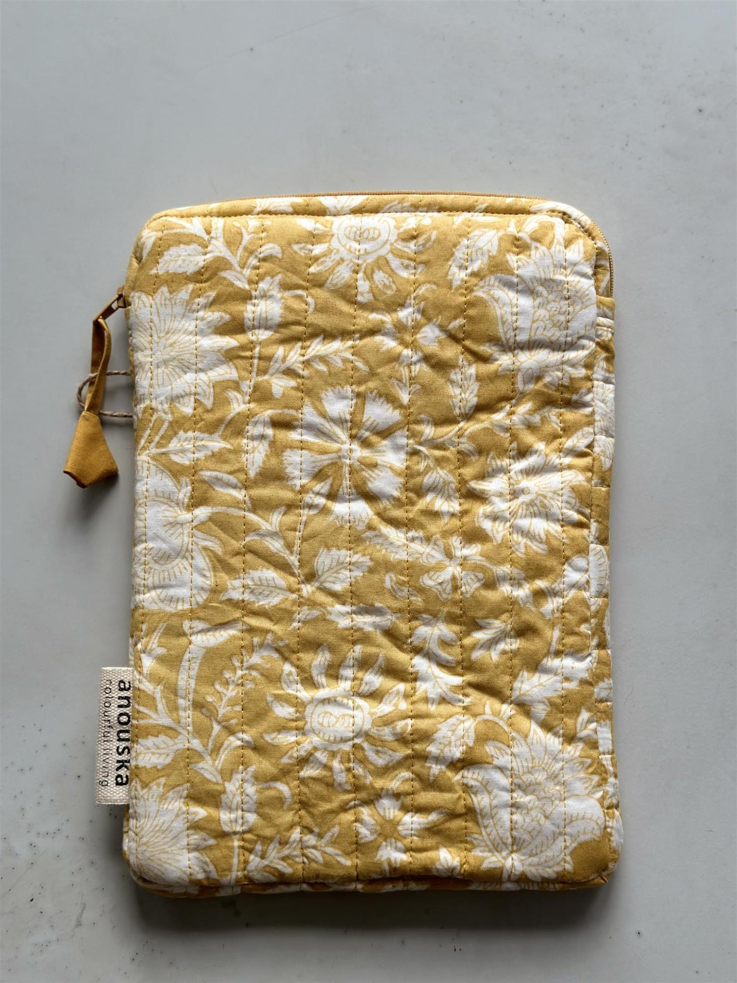 Ipad cover mustard blokkprint