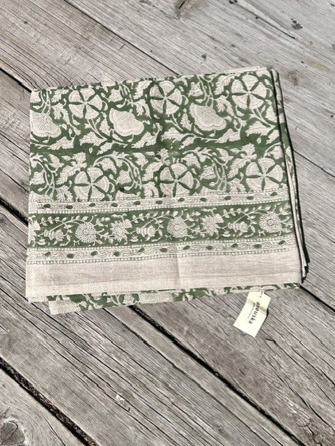 Duk 100% lin blokktrykket mønster 150x250 cm natur & grønn