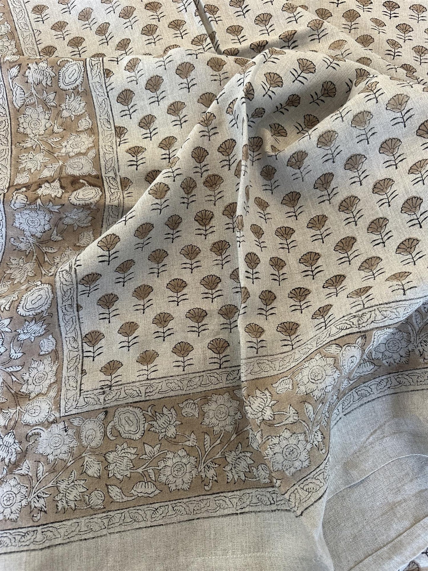 Duk 100% lin blokktrykket mønster 150x250 cm natur & brun
