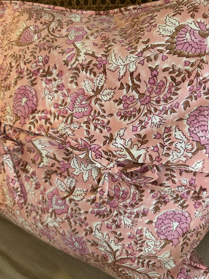 Putetrekk Fleur pink blokktrykk 50x50 cm