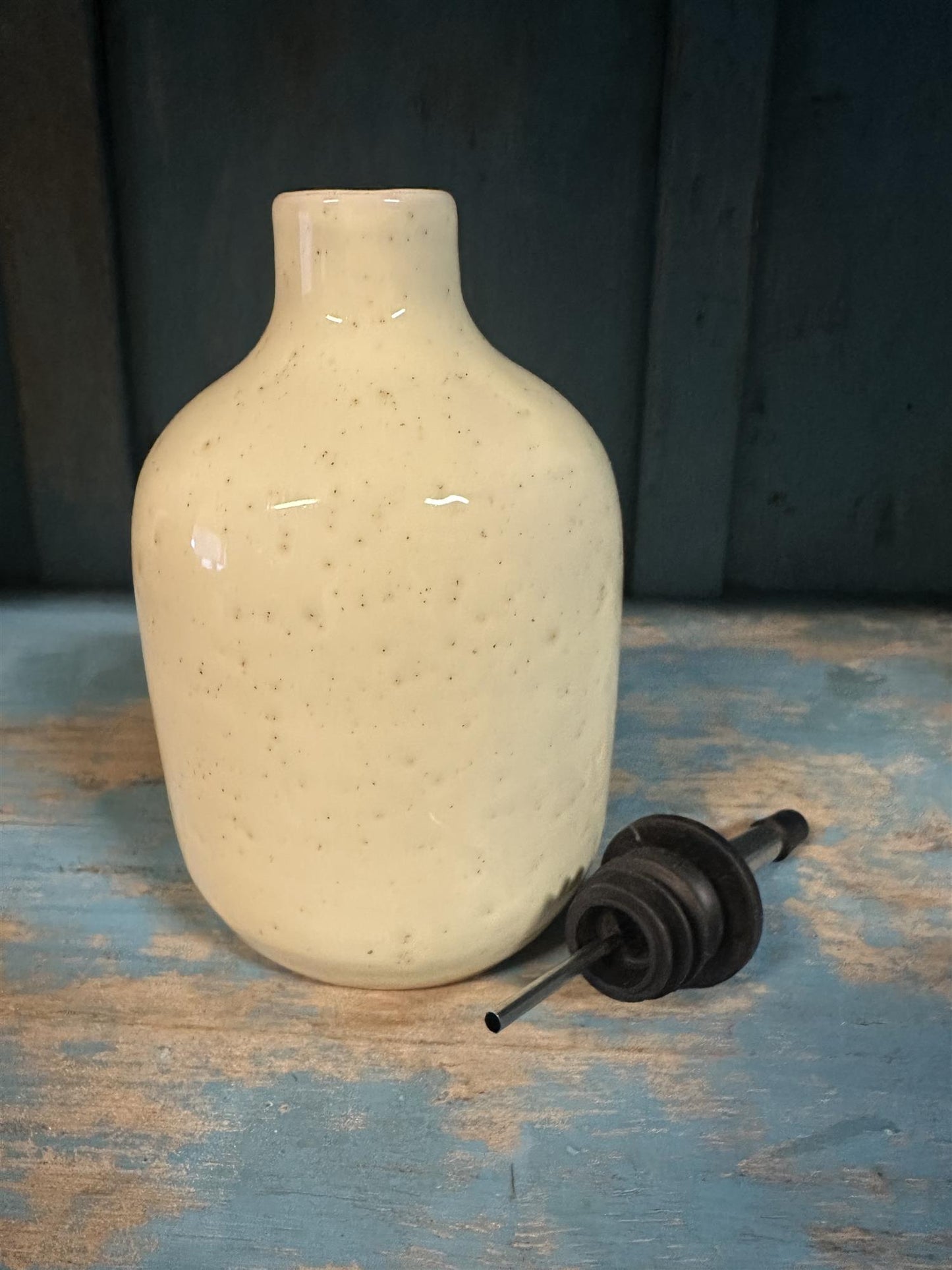 Veluto oljeflaske med helletut H 18 cm cream