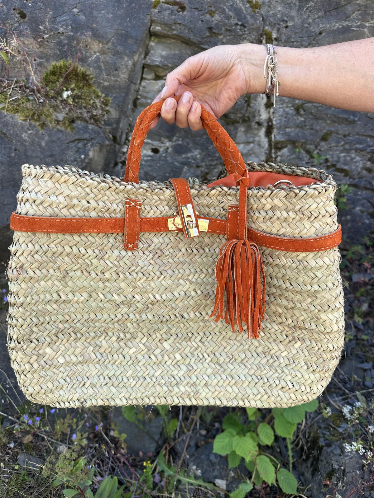 Berber Berkin bag med orange skinndetaljer og skinnhank