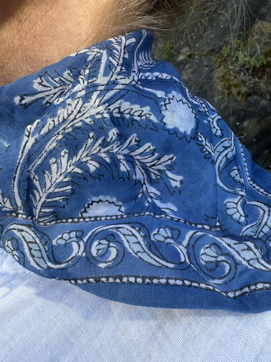 Bandol lite skjerf blue